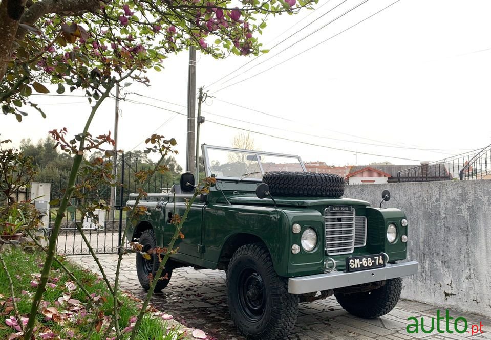 1976' Land Rover Serie-Iii photo #1