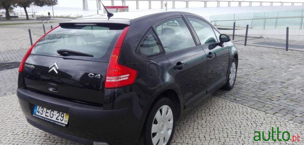 2007' Citroen C4 1.4 16V Sx photo #1