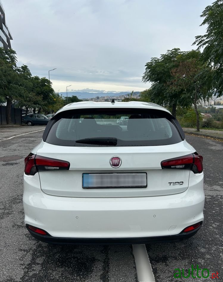 2017' Fiat Tipo 1.4 16V Pop photo #2