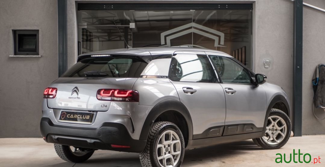 2018' Citroen C4 Cactus photo #4