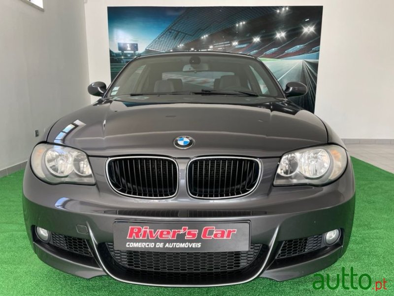 2008' BMW 120 photo #2