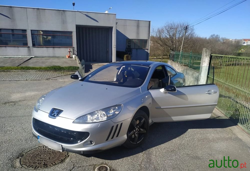 2008' Peugeot 407 Coupé photo #1