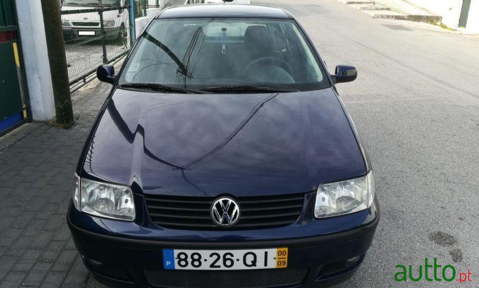 2000' Volkswagen Polo photo #2