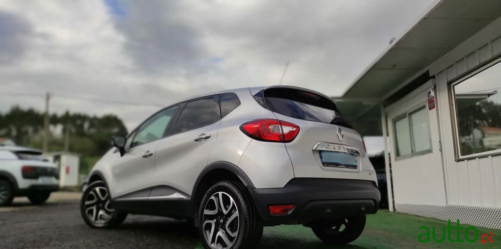 2015' Renault Captur 1.5 Dci Exclusive photo #5