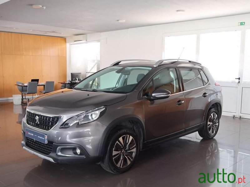 2018' Peugeot 2008 photo #1