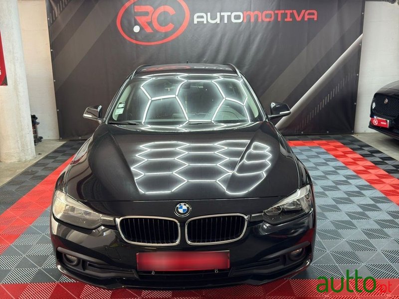 2015' BMW Série 3 D Touring Auto photo #2