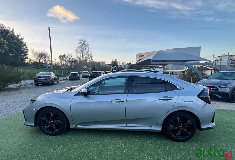 2018' Honda Civic photo #2