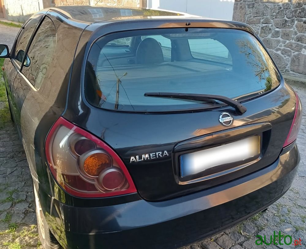 2003' Nissan Almera photo #1
