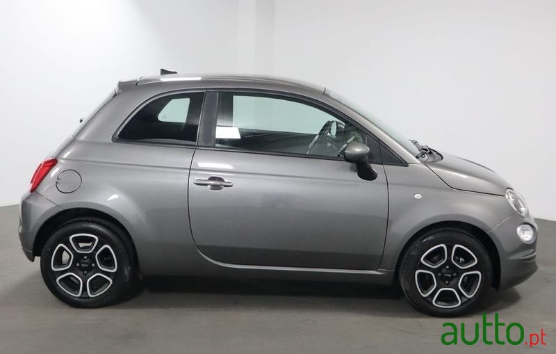 2022' Fiat 500 1.0 Hybrid Club photo #5