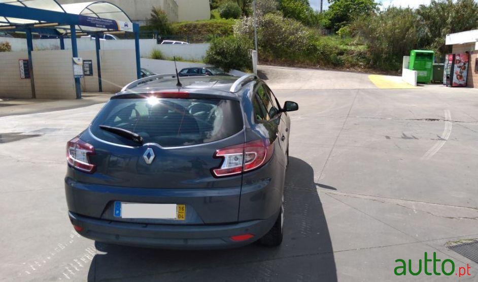 2016' Renault Megane photo #2