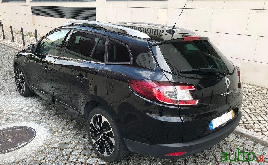 2014' Renault Megane Sport Tourer photo #1