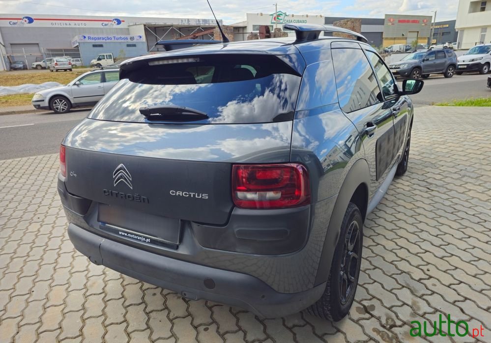 2016' Citroen C4 Cactus photo #5