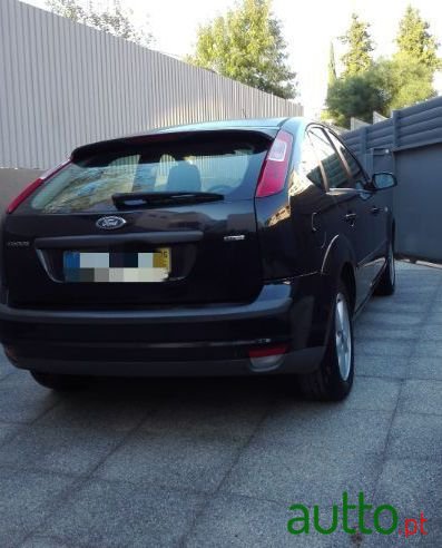 2006' Ford Focus Sport photo #1