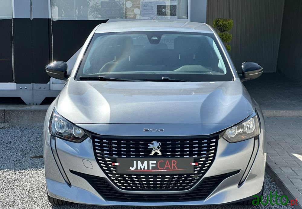 2023' Peugeot 208 photo #3