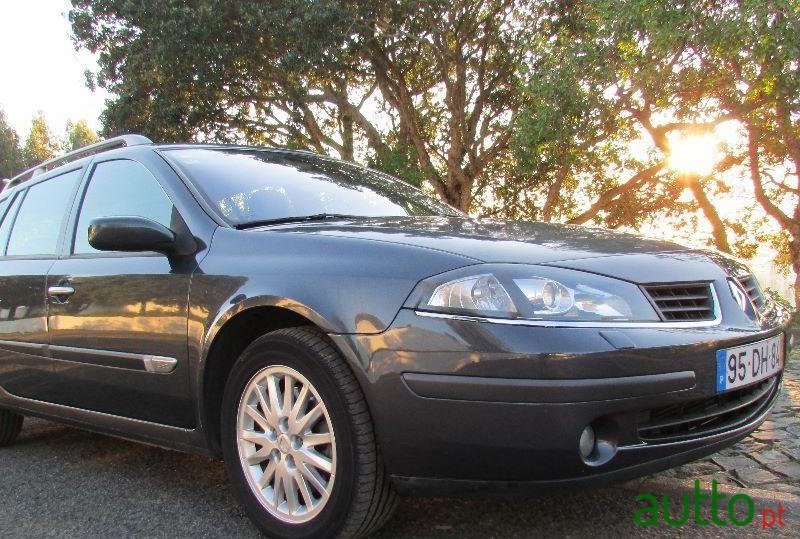 2007' Renault Laguna Break photo #4