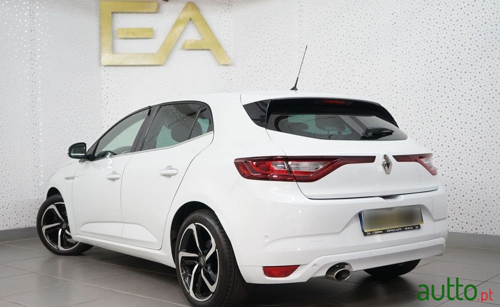 2018' Renault Megane photo #5