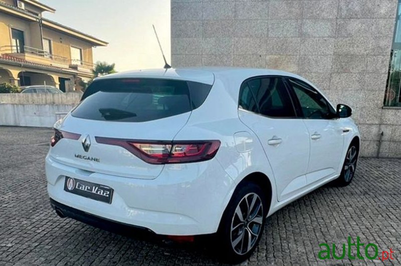 2016' Renault Megane photo #5