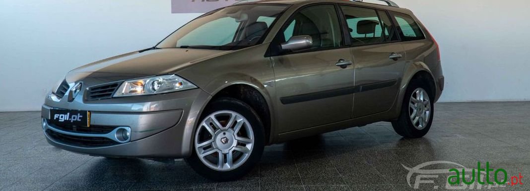 2008' Renault Megane Break photo #3