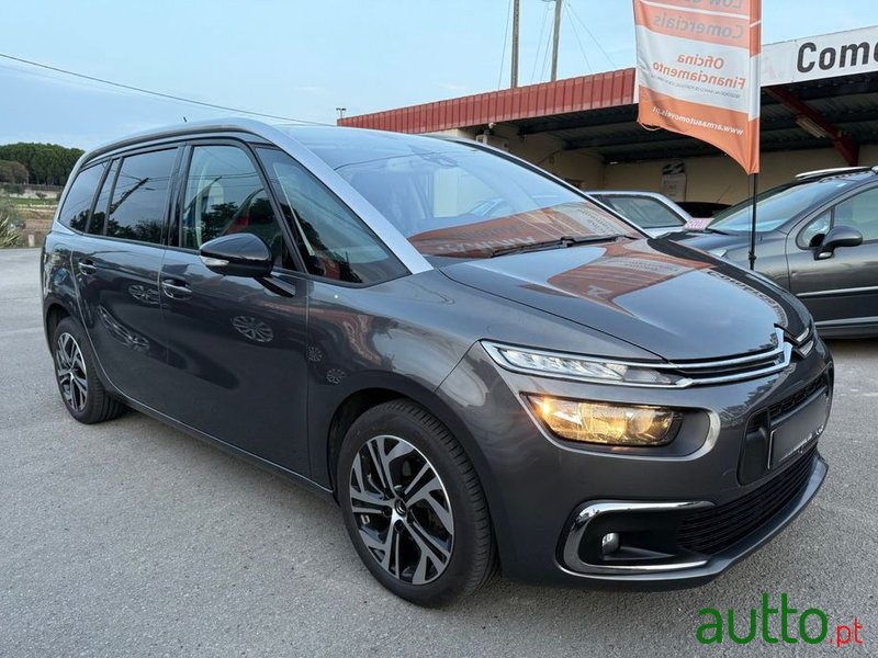 2022' Citroen Grand C4 SpaceTourer photo #3