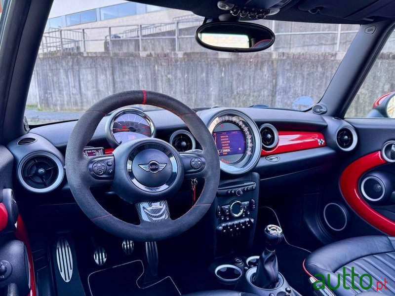 2012' MINI John Cooper Works 3 Portas photo #3