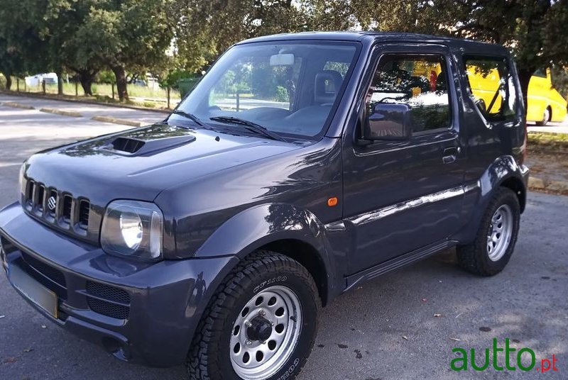 2010' Suzuki Jimny photo #1
