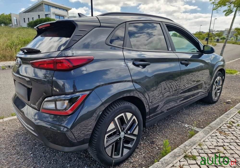 2022' Hyundai Kauai Premium photo #5
