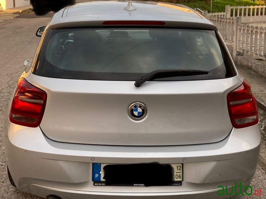 2012' BMW 116 Sport photo #2