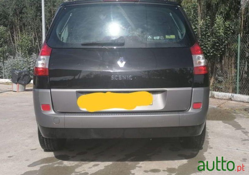 2005' Renault Grand Scenic photo #1