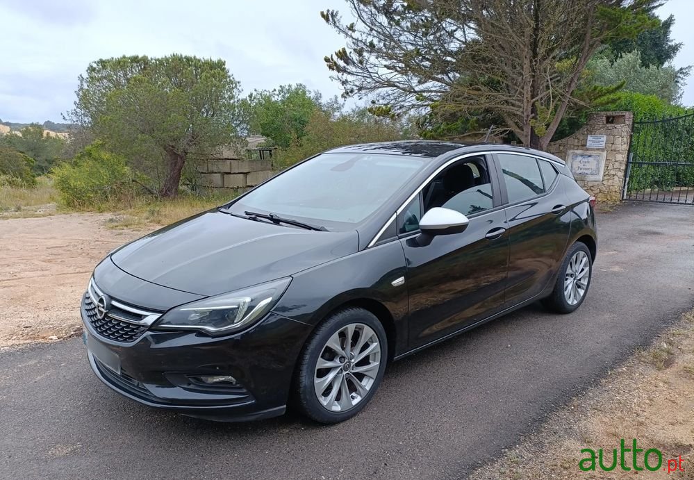 2016' Opel Astra photo #1