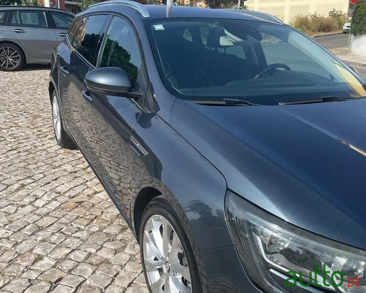 2017' Renault Megane 1.5 Dci Intens photo #3