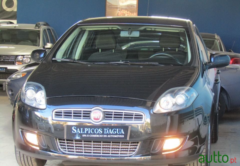 2011' Fiat Bravo photo #3