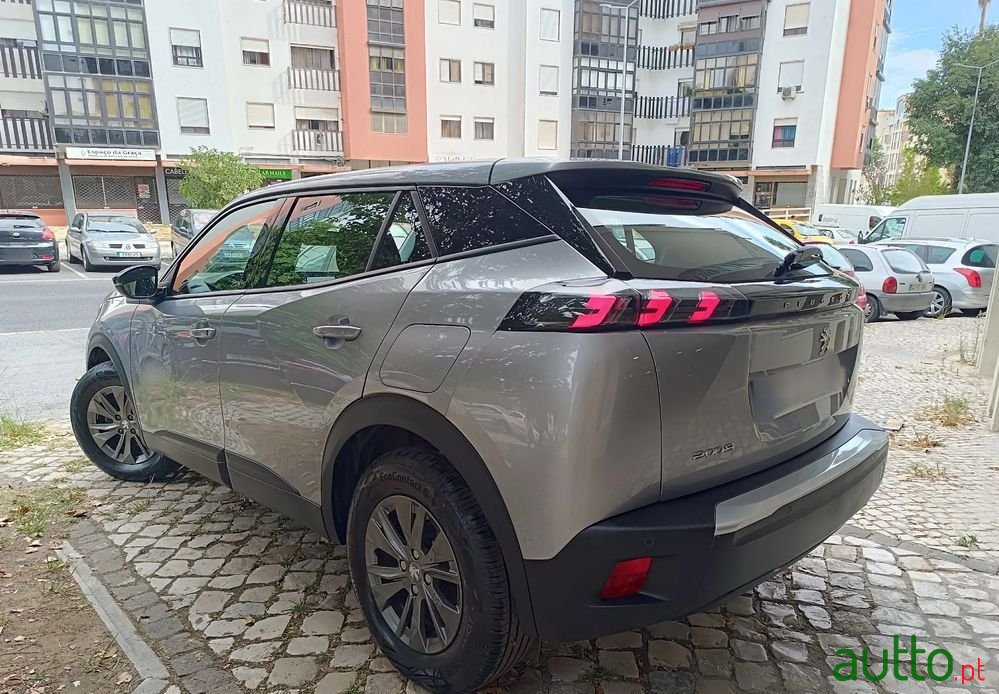2022' Peugeot 2008 1.2 Puretech Active photo #4