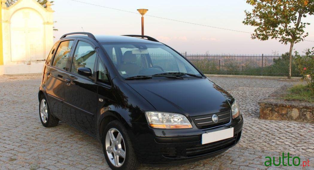 2005' Fiat Idea photo #3