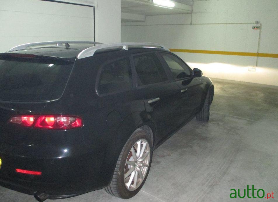 2006' Alfa Romeo 159 Sportwagon Sw 2.4 Jtdm 20V photo #1