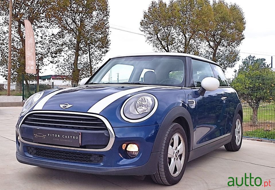 2017' MINI Cooper photo #3