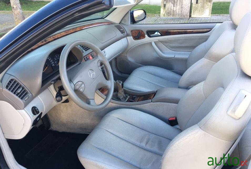 2002' Mercedes-Benz Clk-200 photo #1