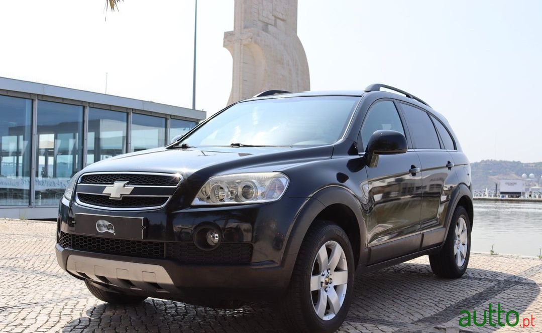 2010' Chevrolet Captiva photo #1