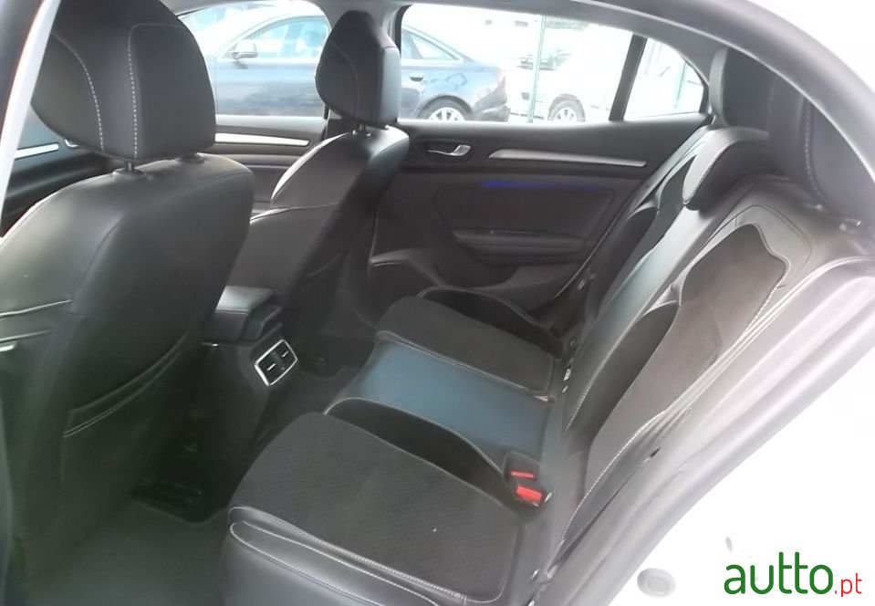 2017' Renault Megane photo #6