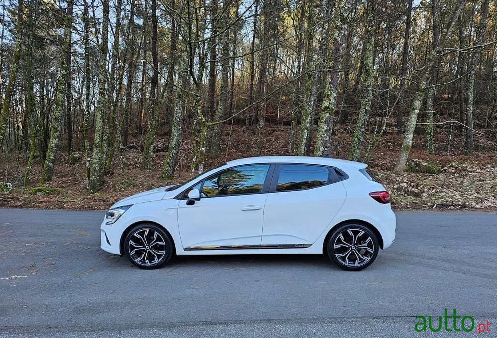2022' Renault Clio photo #5