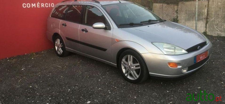 2001' Ford Focus Sw photo #1