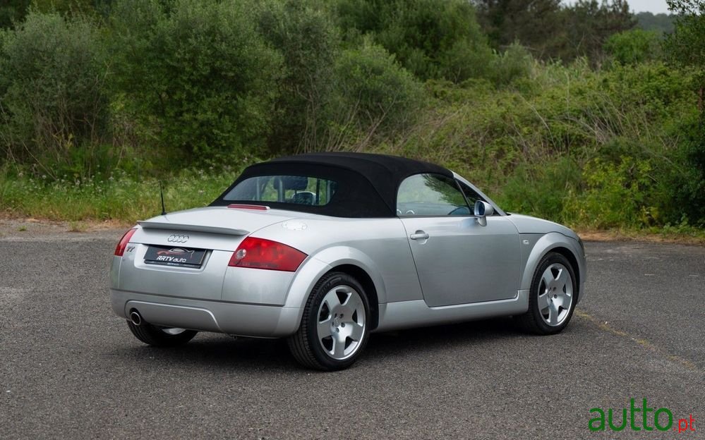 2002' Audi TT Roadster photo #4