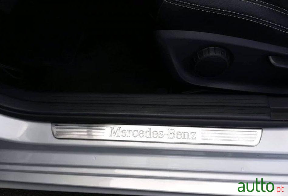 2014' Mercedes-Benz A-180 photo #2