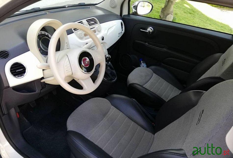 2010' Fiat 500C photo #1