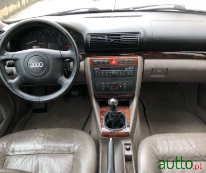 2000' Audi A4 1.6 photo #1