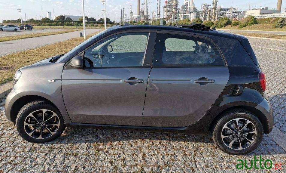 2017' Smart Forfour Passion photo #1