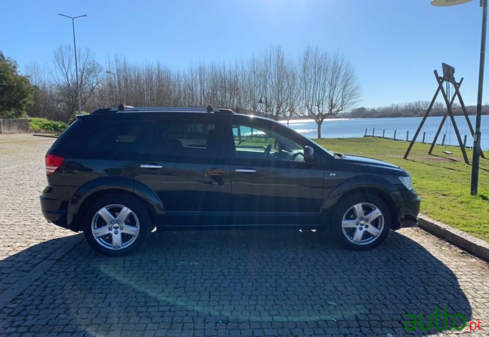 2009' Dodge Journey photo #2