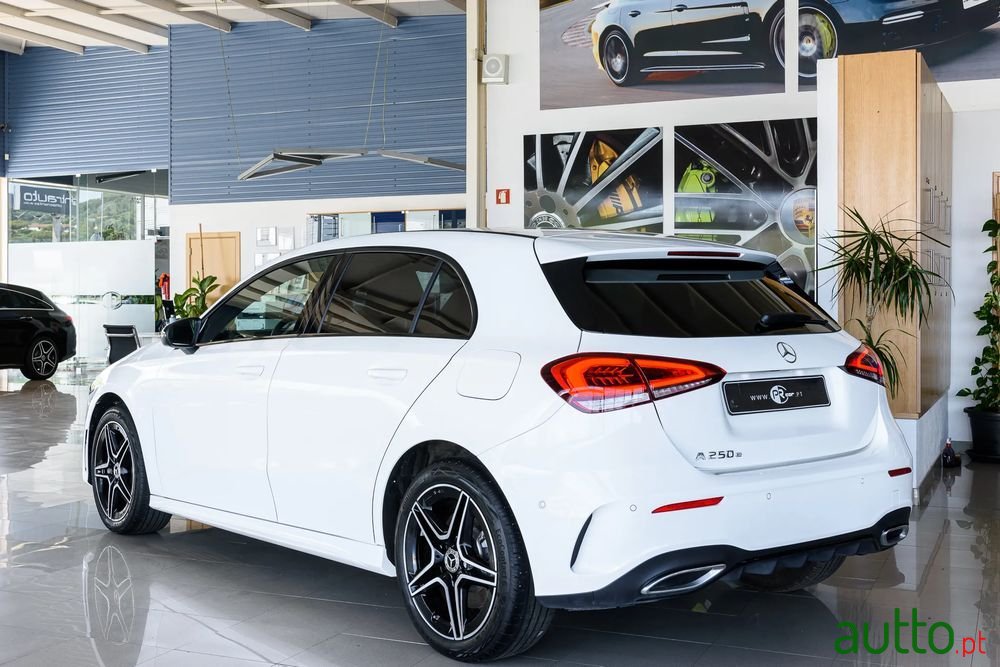 2022' Mercedes-Benz Classe A E Amg Line photo #6