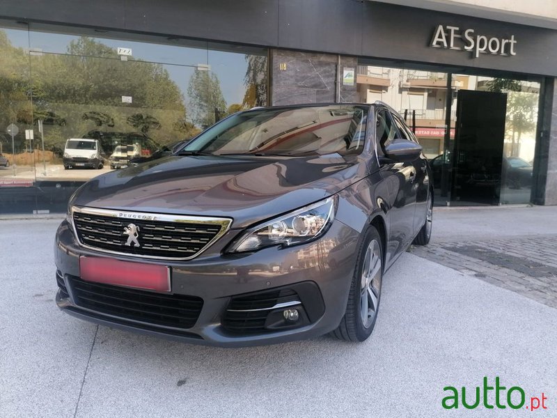 2018' Peugeot 308 Sw photo #2