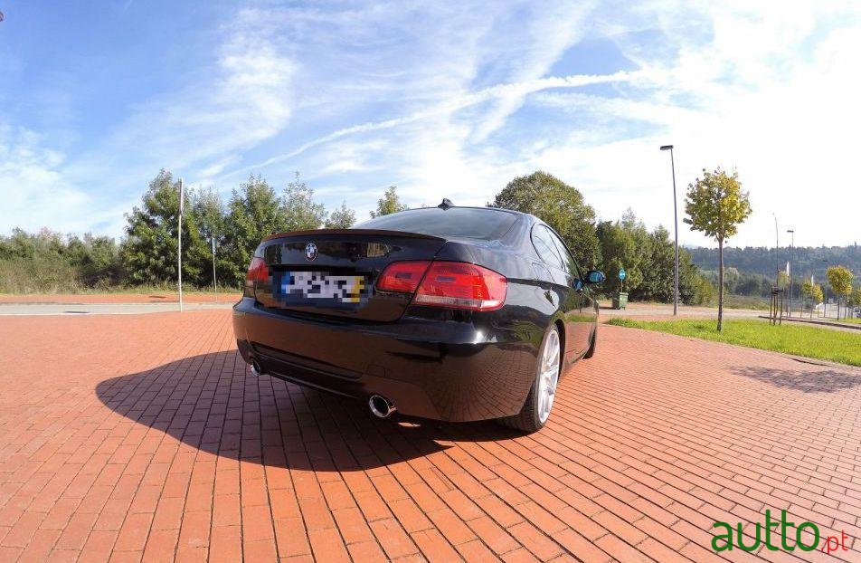 2008' BMW 320 Pack M - Full Extras photo #2