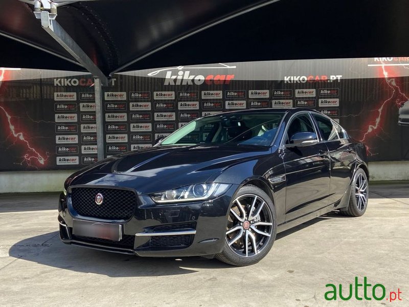 2016' Jaguar XE 20D Aut. Prestige photo #3